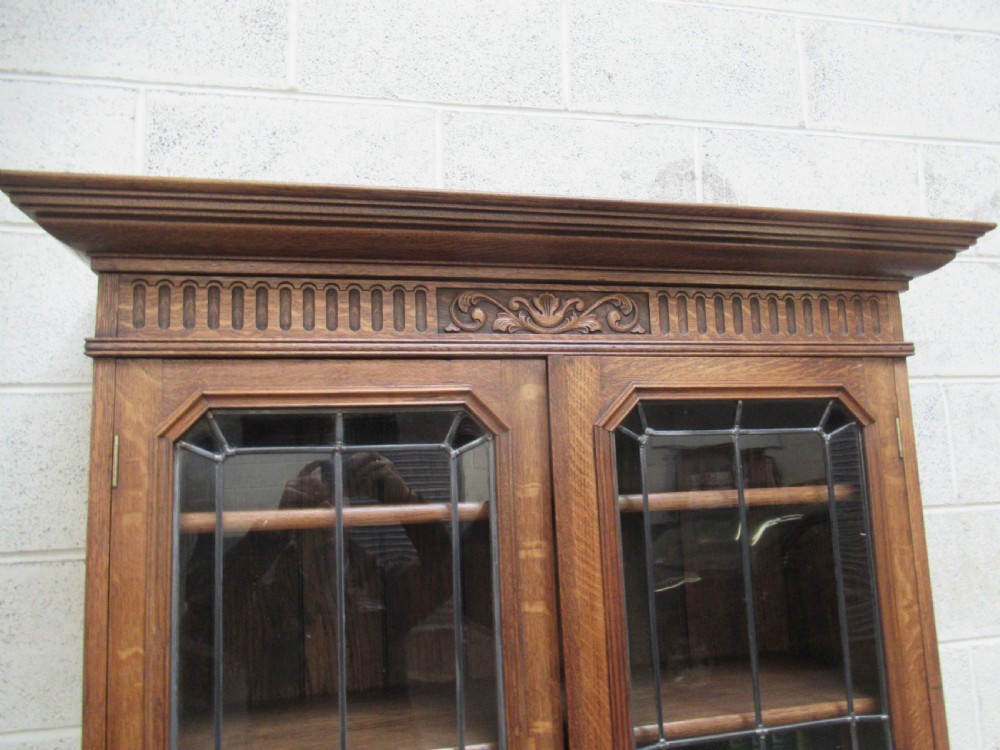 1920s Oak  two door leaded glazed  bookcase View VI