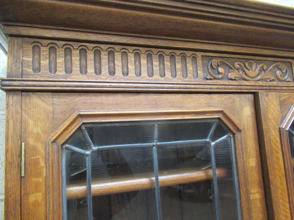 1920s Oak  two door leaded glazed  bookcase View VII