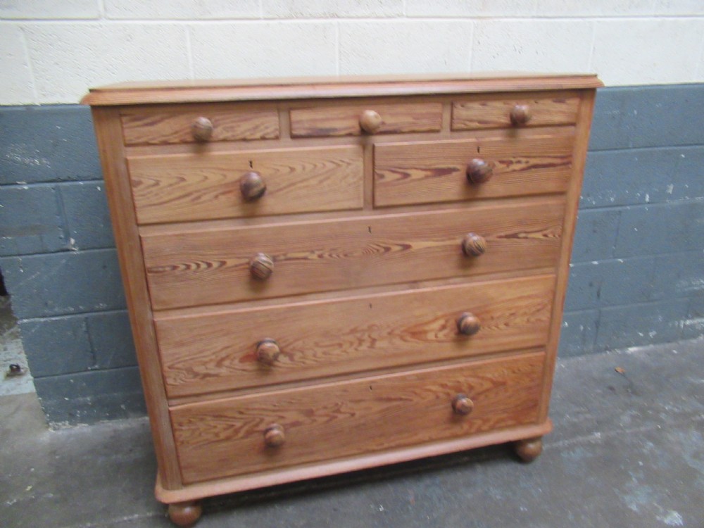 Victorian  1880s pitch pine chest of drawers