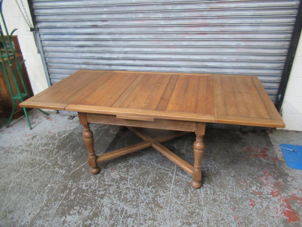 Light oak 1920s   extending dining table