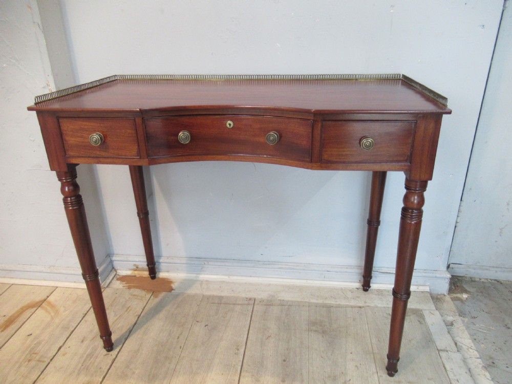 Victorian  period mahogany    side table  View II