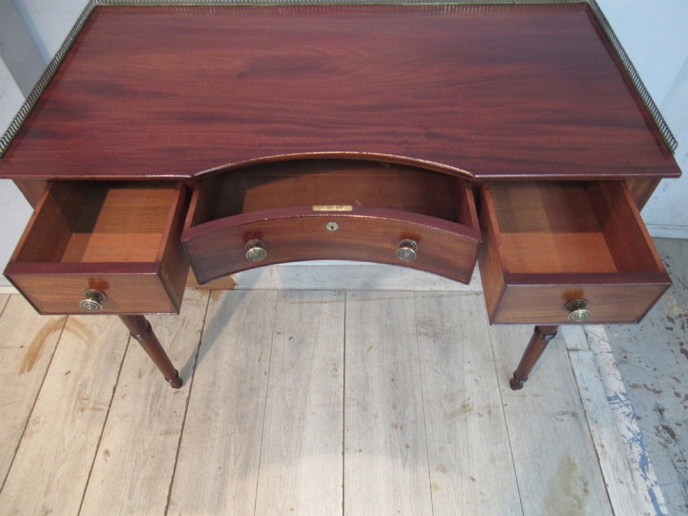 Victorian  period mahogany    side table  View X