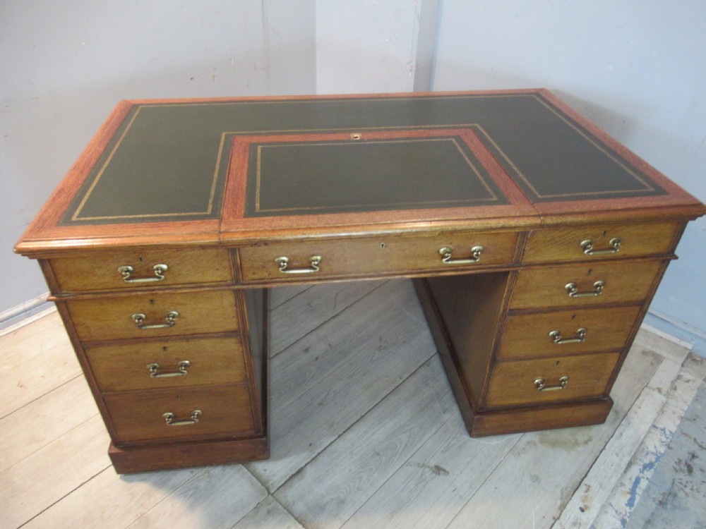 Late Victorian  oak knee hole   desk
