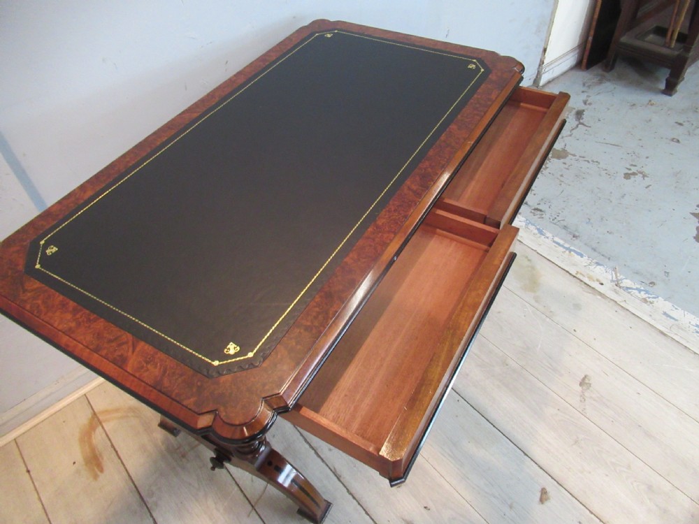 Gillows  Aesthetic  movement  side table View VIII