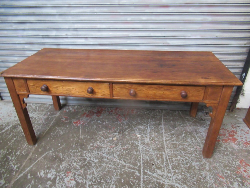 Late Victorian pitch pine dining or side table 