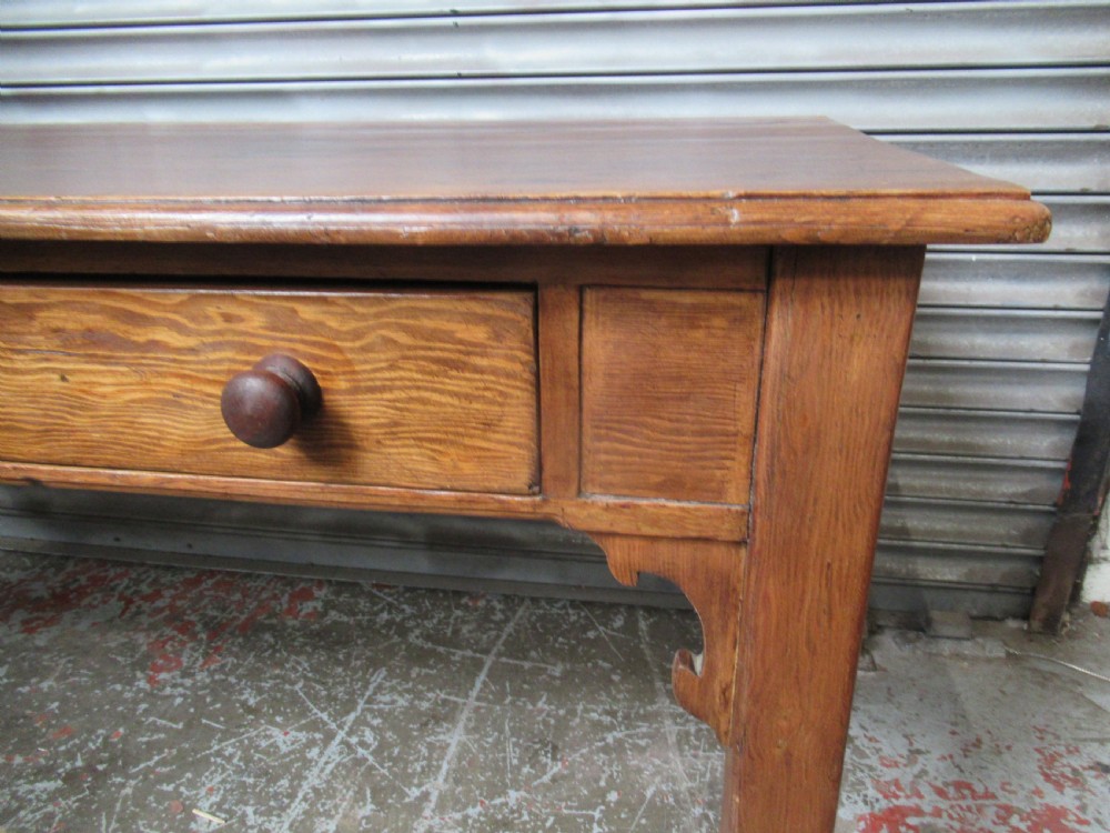 Late Victorian pitch pine dining or side table  View IV