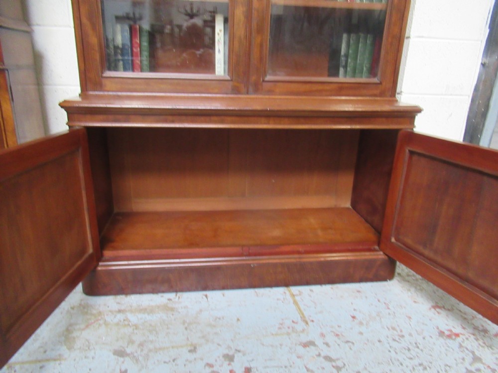Tall Victorian  period mahogany bookcase  View VII