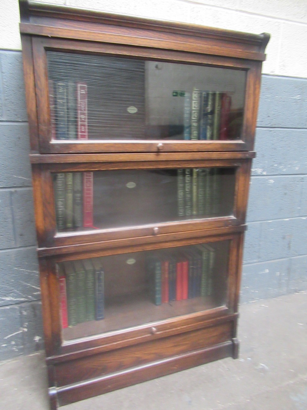 Oak Stacker type bookcase  by Simpoles Chapter   make.