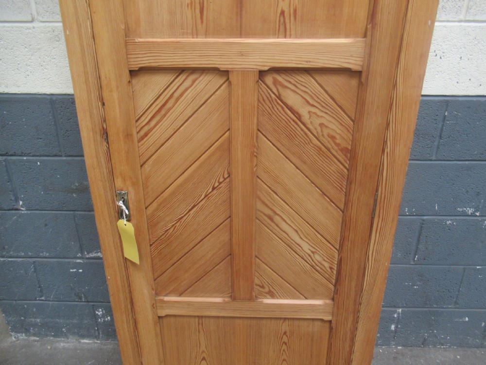 Victorian pitch pine    tall cupboard View VII