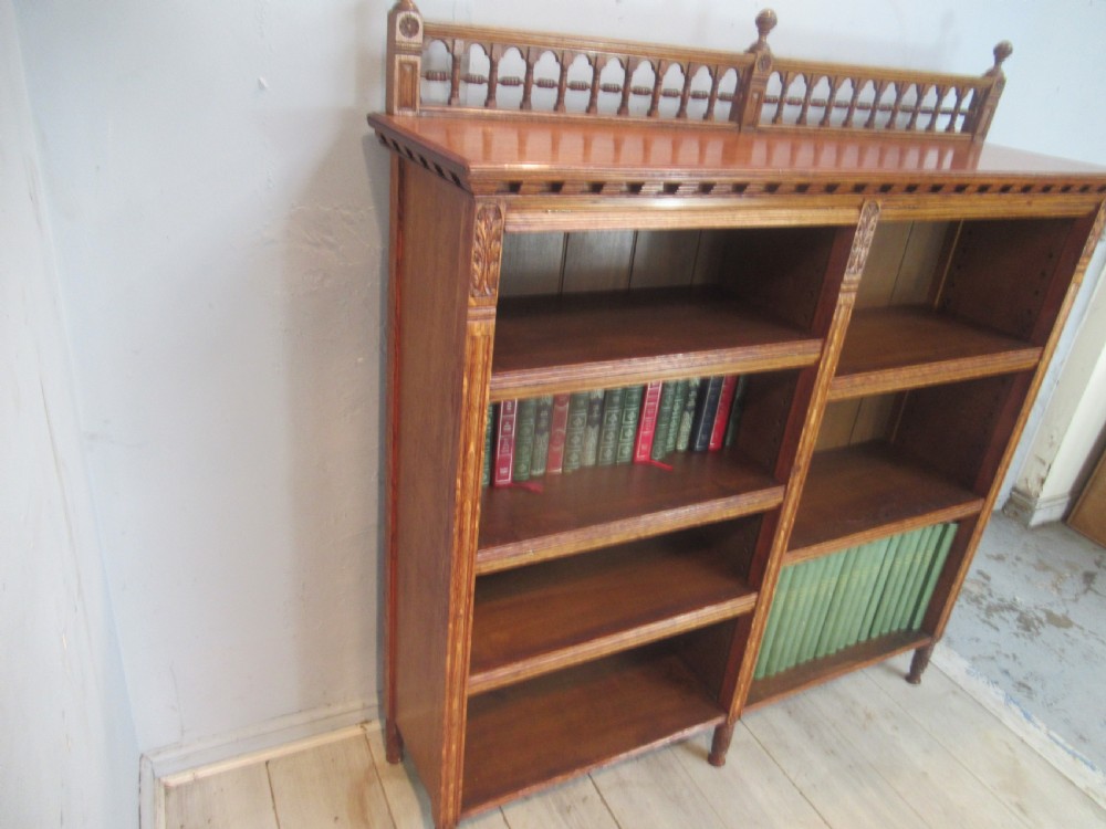 Oak  open  Arts and Crafts  style bookcase  View III