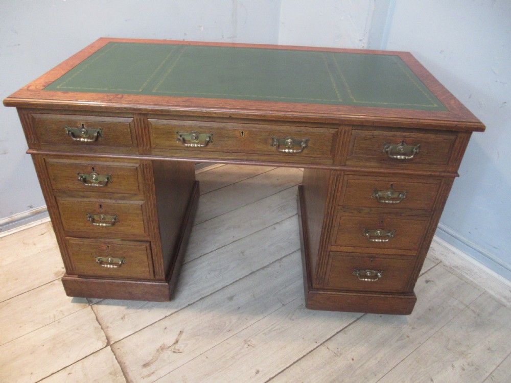 Edwardian  period oak knee hole desk View XIII