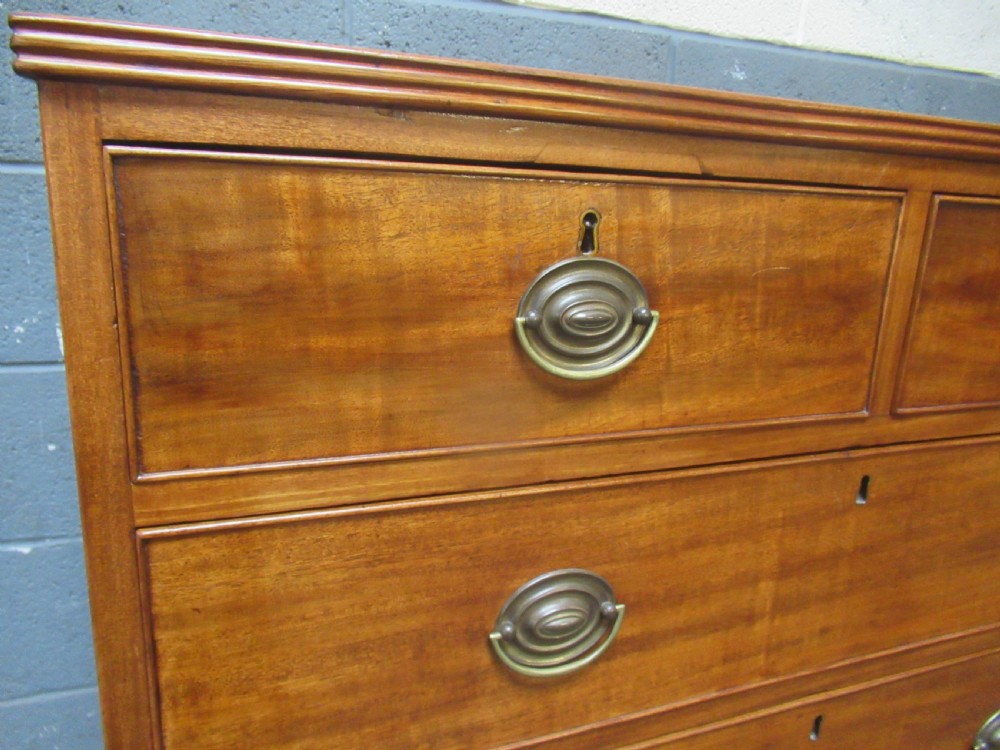 19th century mahogany chest of drawers View VIII