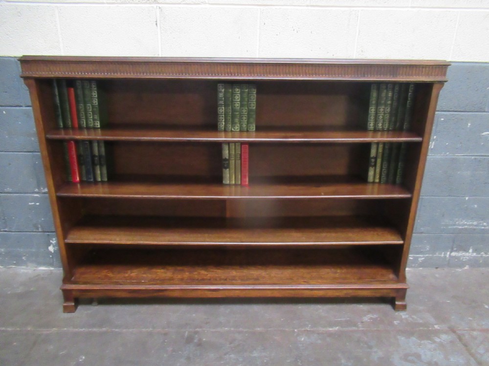 1920s    Oak open bookcase View II