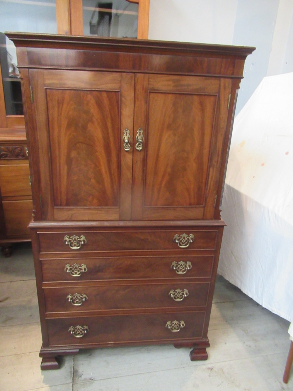 Mahogany    tall boy style    chest of drawers