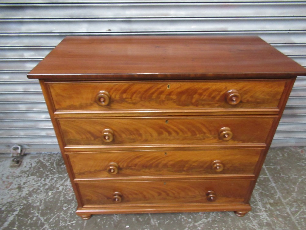 Victorian mahogany chest of drawers  View III