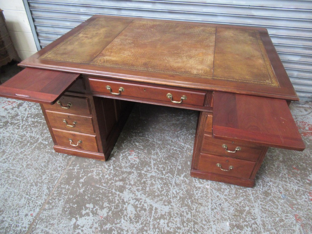 Large Edwardian  mahogany partners   desk  View XII