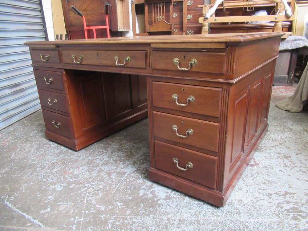 Large Edwardian  mahogany partners   desk  View XIII
