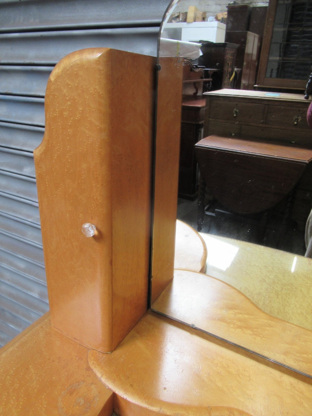 Art Deco    birds eye maple dressing table View IV