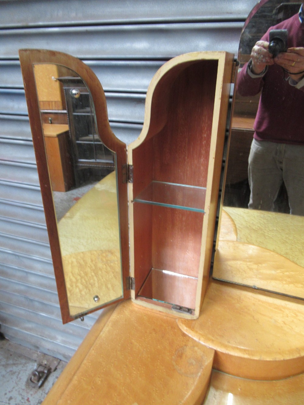 Art Deco    birds eye maple dressing table View V