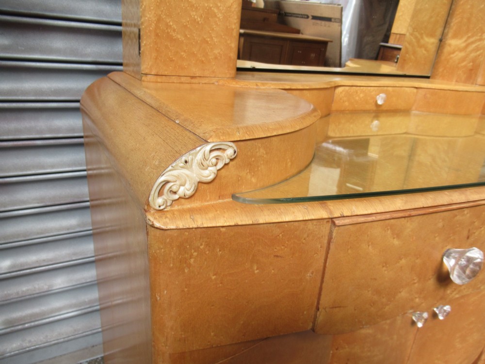 Art Deco    birds eye maple dressing table View XI