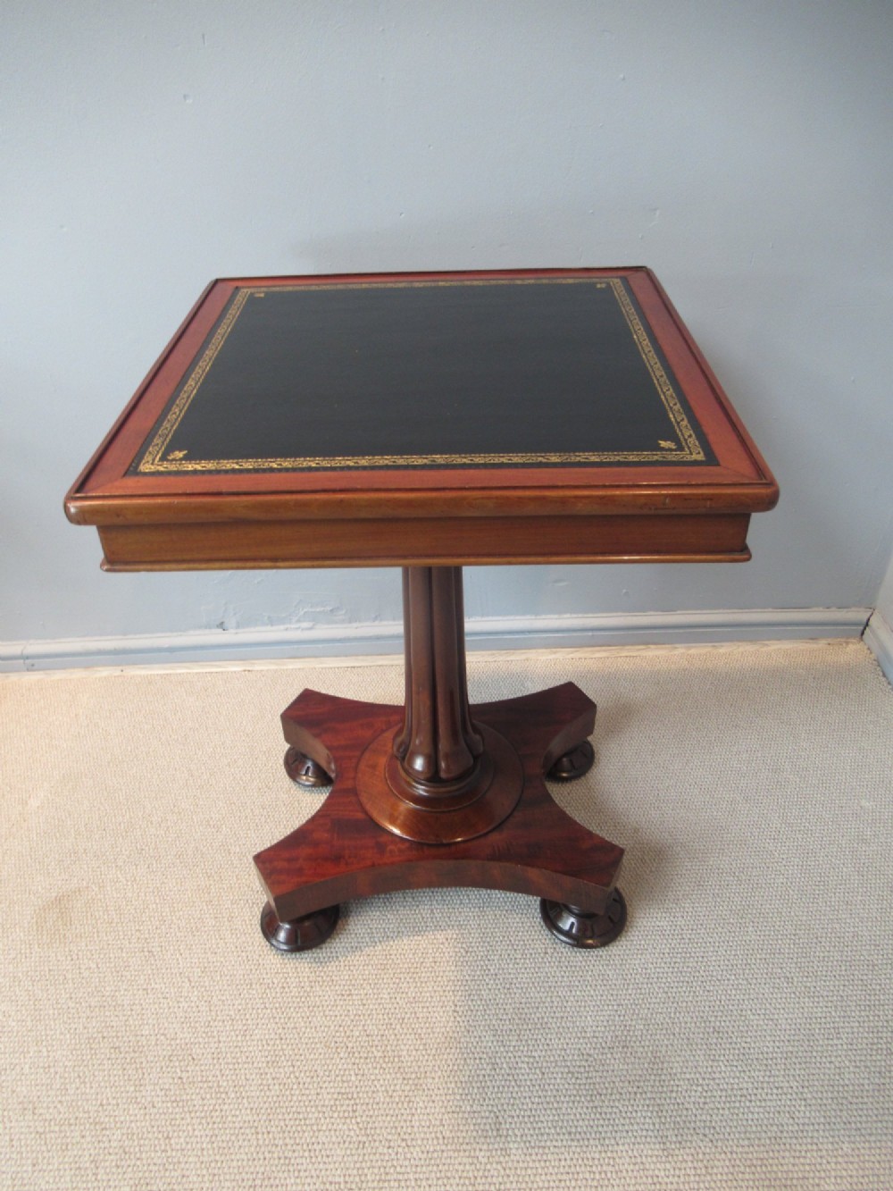 19th century  mahogany   and  leather   top  side or lamp table