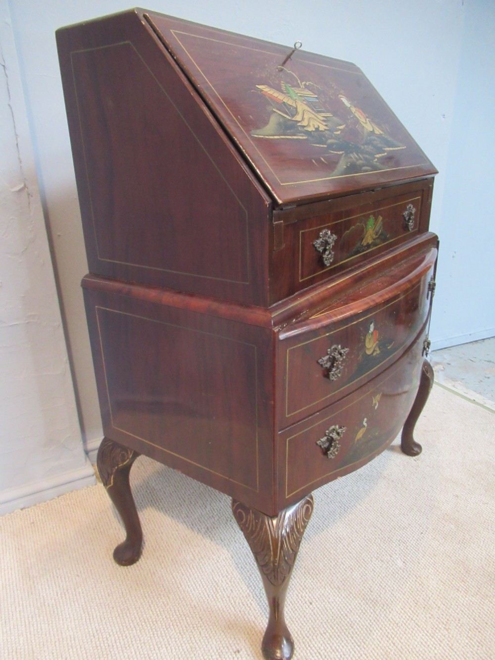 Walnut   writing bureau  with Chinoiserie   decoration View VI