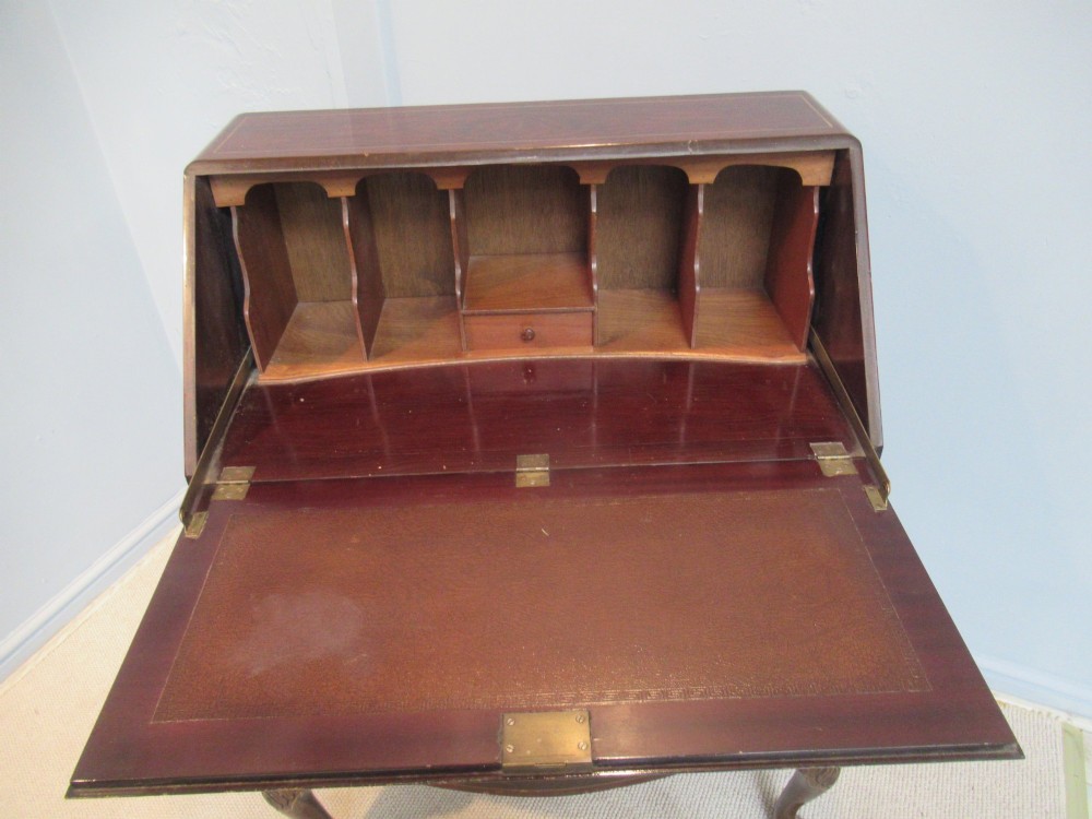 Walnut   writing bureau  with Chinoiserie   decoration View X