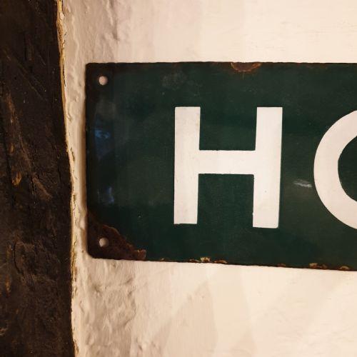 ENAMEL TARGET STATION SIGN FOR 'HORSHAM' FORMERLY PART OF THE LONDON BRIGHTON SOUTH COAST RAILWAY - ADDITIONAL PHOTO 1