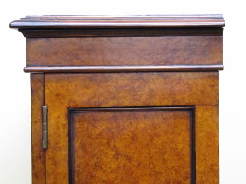 MID19TH CENTURY AMBOYNA ROSEWOOD GLAZED BOOKCASE - ADDITIONAL PHOTO 2