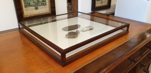 a mahogany table top display cabinet - CATEGORY: ANTIQUE FURNITURE - DATED 1920