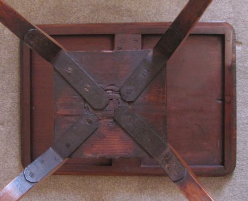 AN ELEGANT GEORGIAN OCCASIONAL TABLE - ADDITIONAL PHOTO 6