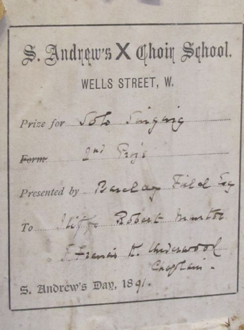 A GLAZED MAHOGANY BOOKCASE AWARDED AS A PRIZE FOR SOLO SINGING IN 1891 ST ANDREWS CHOIR SCHOOL IN LONDON - ADDITIONAL PHOTO 1