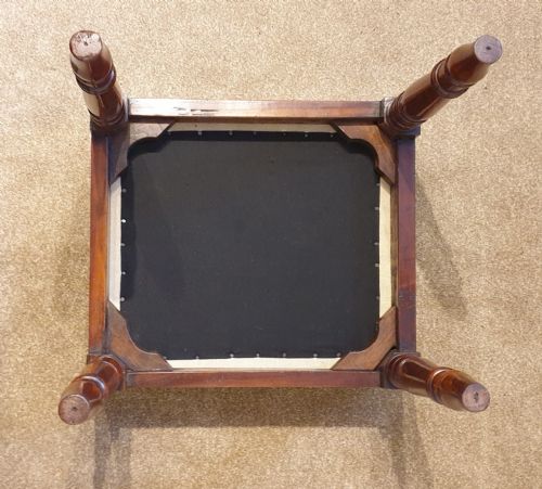 A FINE QUALITY LATE GEORGIAN MAHOGANY STOOL - ADDITIONAL PHOTO 4