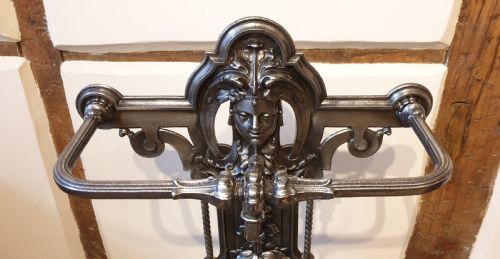 A FINE LATE 19TH CENTURY CAST IRON STICK STAND - ADDITIONAL PHOTO 1