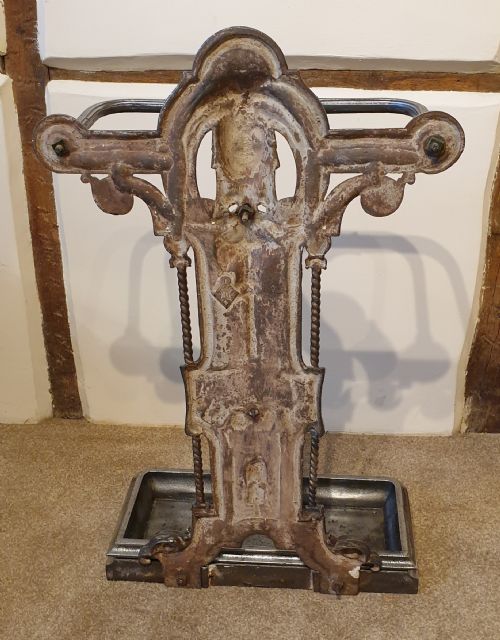 A FINE LATE 19TH CENTURY CAST IRON STICK STAND - ADDITIONAL PHOTO 5
