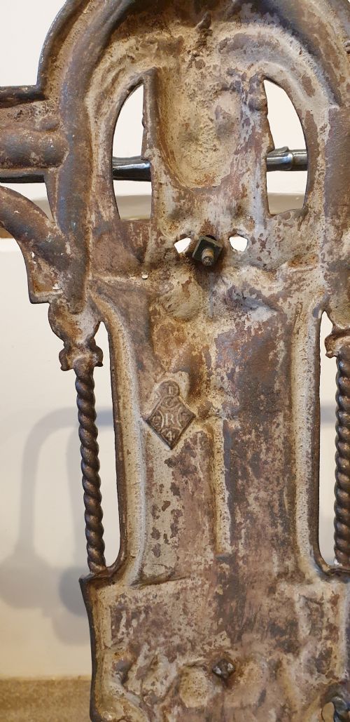 A FINE LATE 19TH CENTURY CAST IRON STICK STAND - ADDITIONAL PHOTO 6