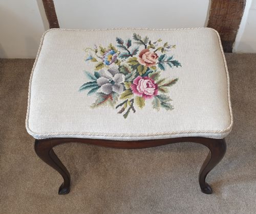 A MAHOGANY CABRIOLE LEGGED STOOL WITH AN ATTRACTIVE FLORAL NEEDLEWORK SEAT - ADDITIONAL PHOTO 2