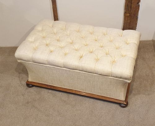 A REUPHOLSTERED ROSEWOOD OTTOMAN CIRCA 1850 - ADDITIONAL PHOTO 1