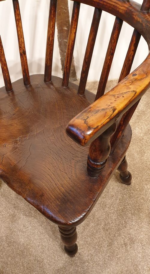 A 19TH CENTURY CHILD'S ELM BEECH COUNTRY ARMCHAIR - ADDITIONAL PHOTO 6