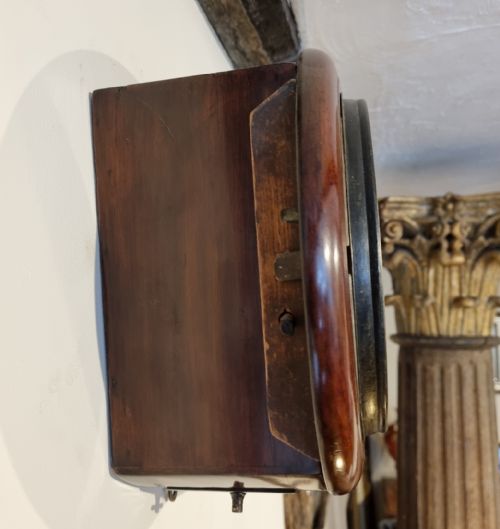 AN SMALL ANTIQUE 8DAY MAHOGANY DIAL CLOCK - ADDITIONAL PHOTO 4