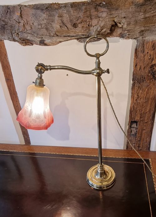 AN ANTIQUE BRASS RISE FALL STUDENTS DESK LAMP WITH DECORATED RUBY GLASS SHADE - ADDITIONAL PHOTO 11
