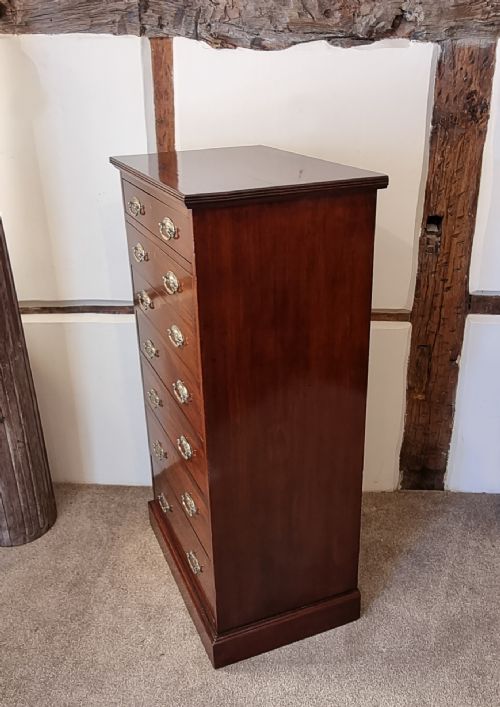 AN EDWARDIAN MAHOGANY FLIGHT OF DRAWERS - ADDITIONAL PHOTO 3