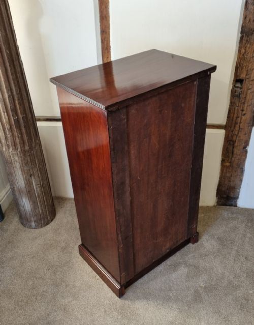 AN EDWARDIAN MAHOGANY FLIGHT OF DRAWERS - ADDITIONAL PHOTO 5