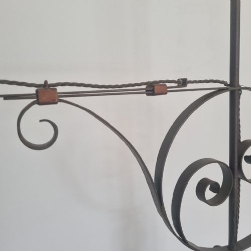 AN ADJUSTABLE WROUGHT IRON STANDARD LAMP WITH ORIGINAL PAINTED GILDED DECORATION - ADDITIONAL PHOTO 3