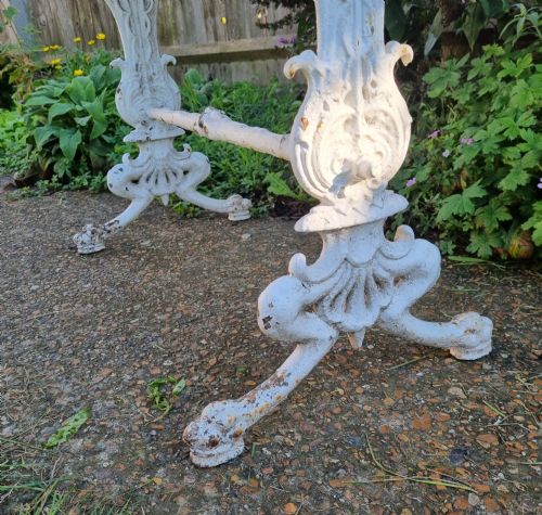 A VICTORIAN CAST IRON CONSERVATORY STRETCHER TABLE ATTRIBUTED TO COALBROOKDALE CIRCA 1850 - ADDITIONAL PHOTO 2
