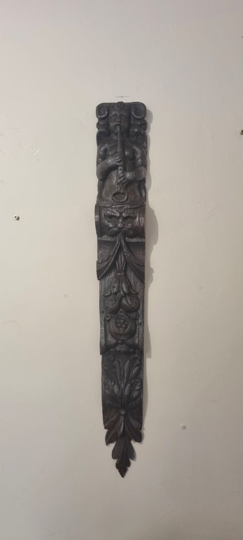 A FINE COLLECTION OF 17TH CENTURY OAK CARYATIDS 7 - ADDITIONAL PHOTO 2