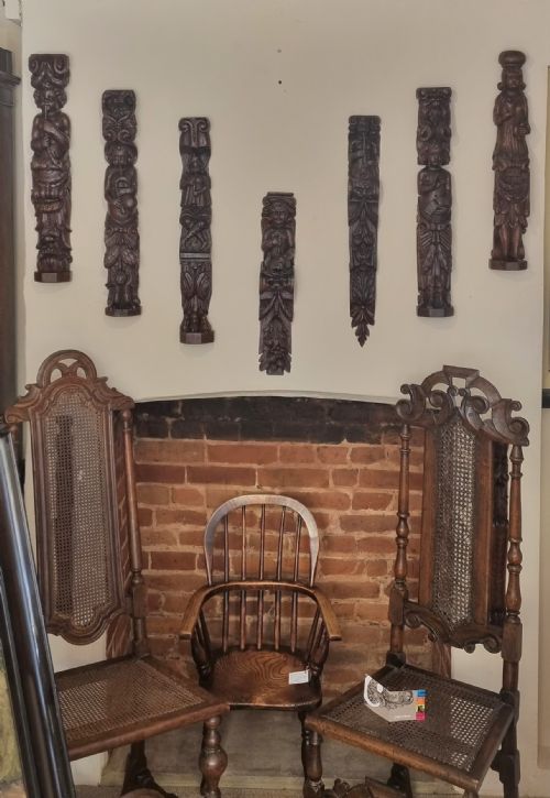 A FINE COLLECTION OF 17TH CENTURY OAK CARYATIDS 7 - ADDITIONAL PHOTO 11