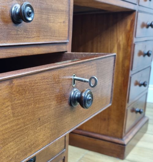 EARLY 19TH CENTURY MAHOGANY TRAYTOPPED DESK - ADDITIONAL PHOTO 8