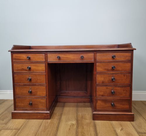 EARLY 19TH CENTURY MAHOGANY TRAYTOPPED DESK - ADDITIONAL PHOTO 11