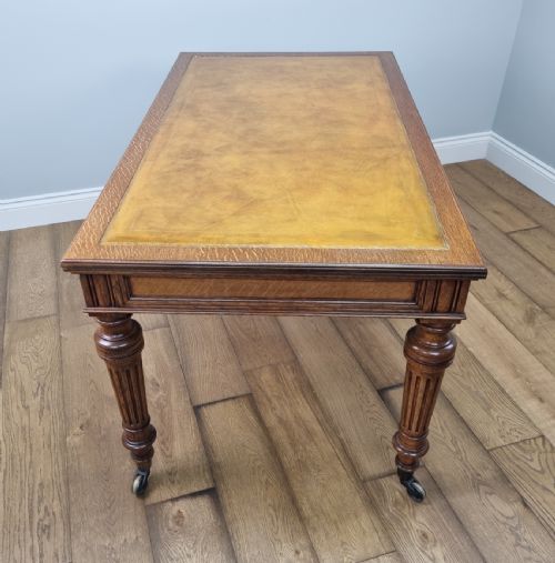 A FINE GOLDEN OAK WRITING TABLE BY JOHNSTONE JEANES CO - ADDITIONAL PHOTO 6